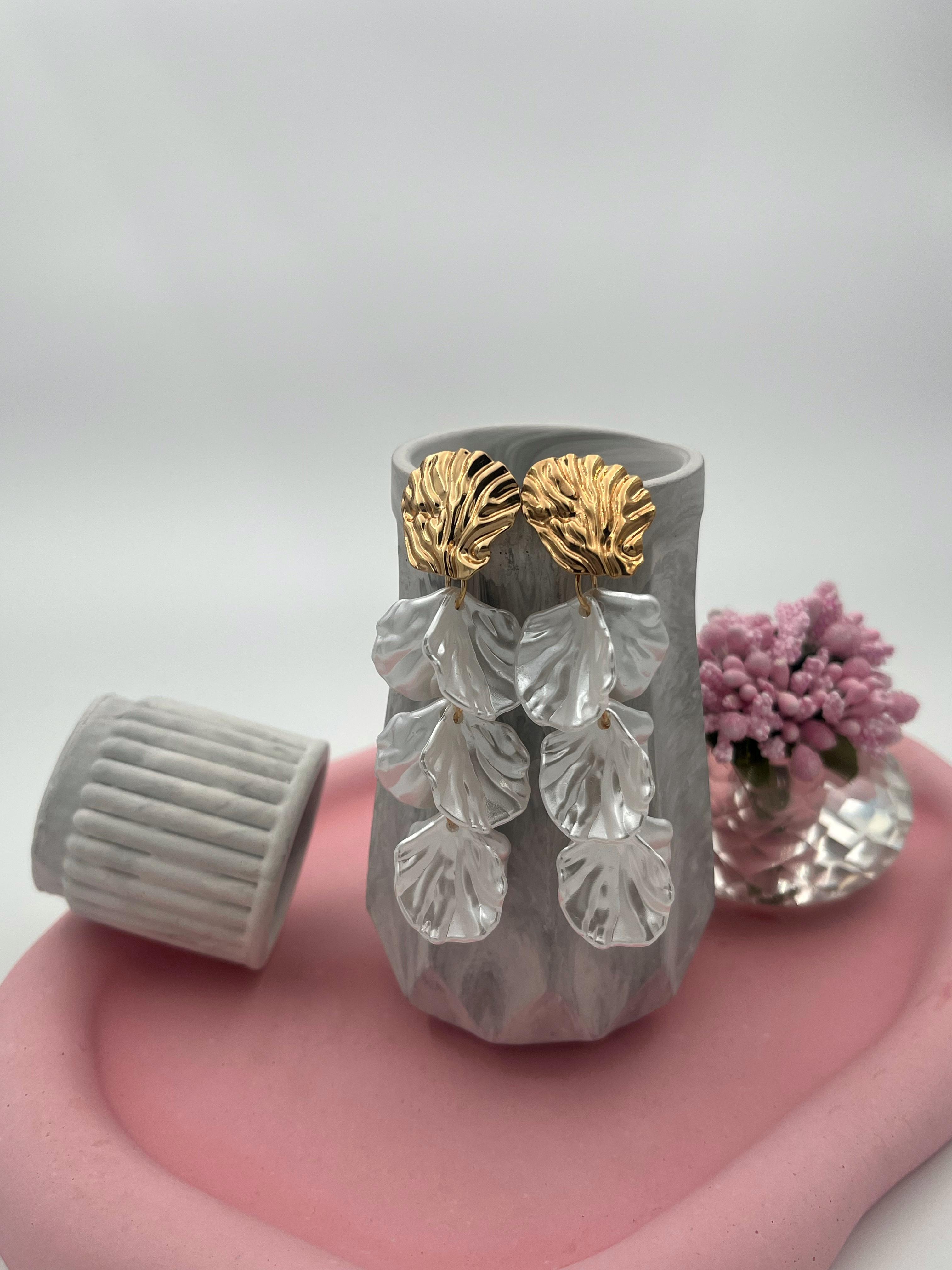 گوشواره دخترانه مجلسی صدفی