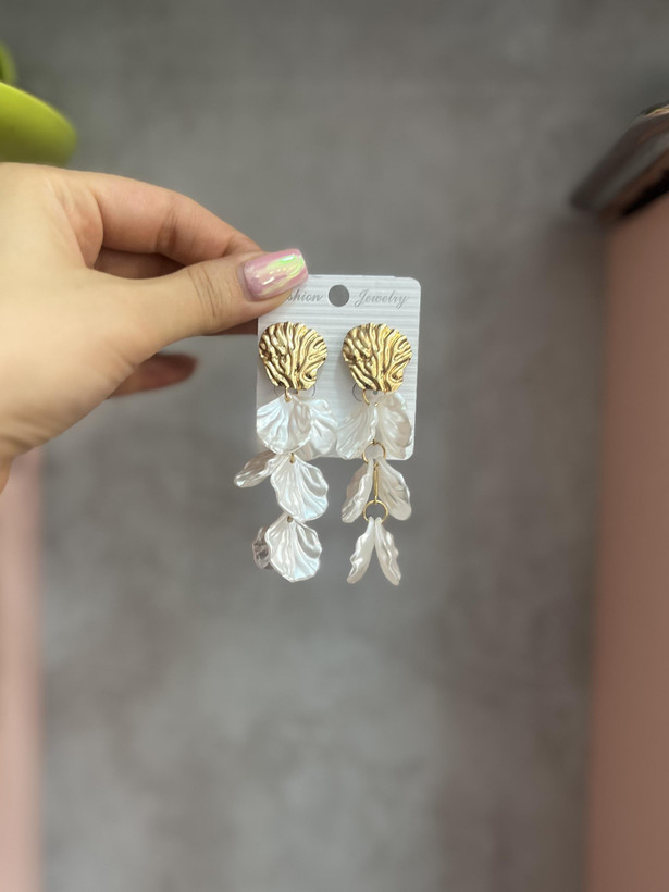 گوشواره دخترانه مجلسی صدفی
